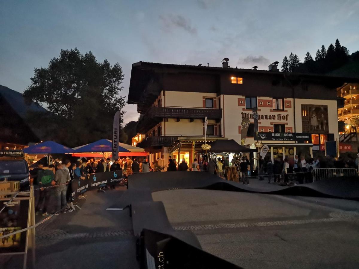 Hotel Pinzgauerhof - Inclusive Evening Dinner Saalbach-Hinterglemm Kültér fotó